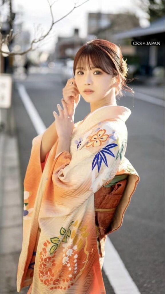 Mỹ nhân Nhật Bản cute có nụ cười ngọt ngào