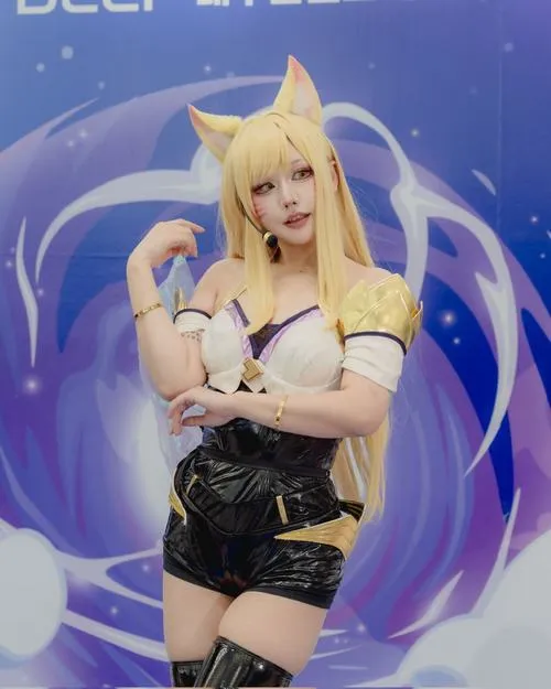 anh gai xinh cosplay hentai 22