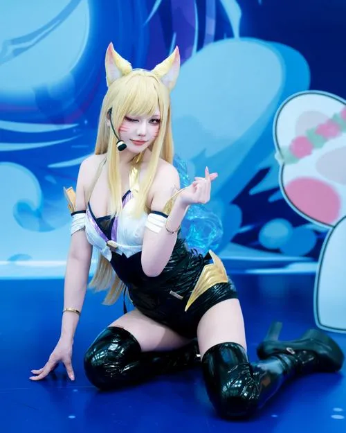 anh gai xinh cosplay hentai 24
