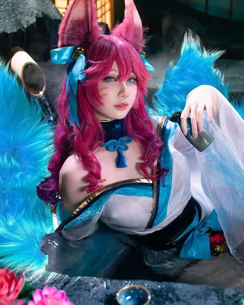Gái xinh truyền tải thế giới manga bằng cosplay anime