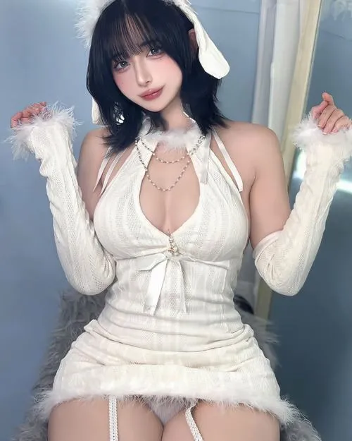 anh gai xinh cosplay ma nu 33