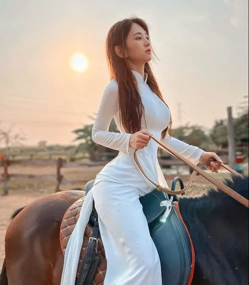 anh le bong mac bikini 44