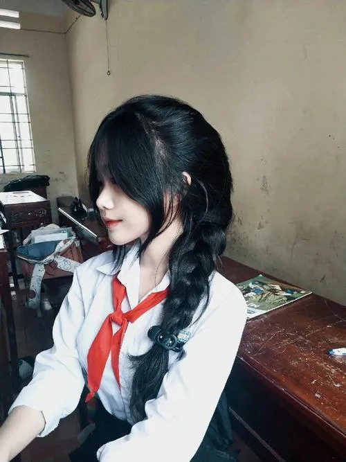 Sắc thái ảnh đời thường của nữ sinh đầy cảm xúc