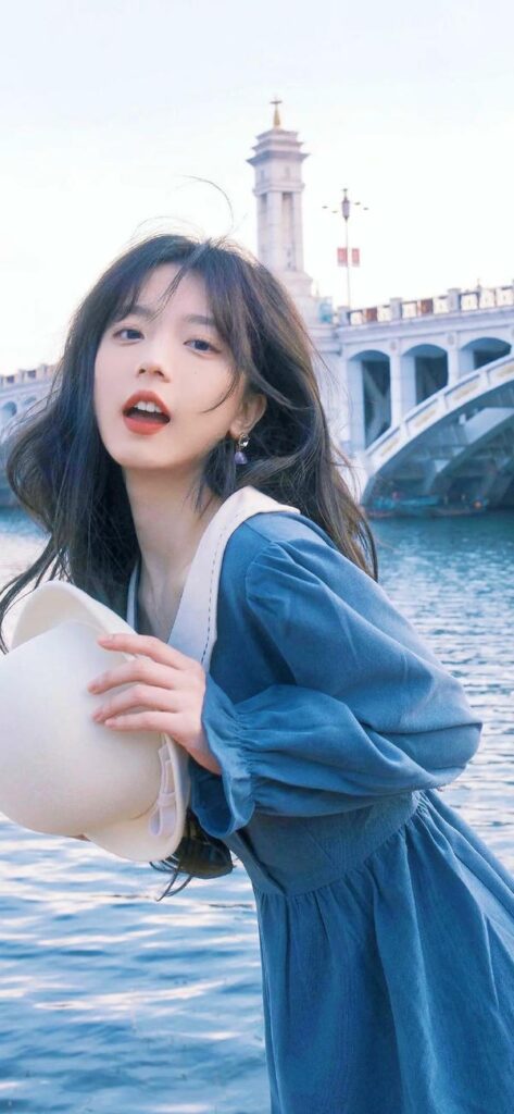 Cô gái xinh thật dễ thương