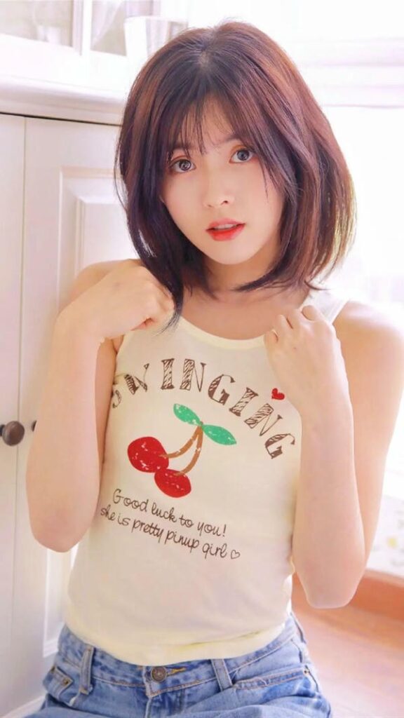 Girl đáng yêu nụ cười tươi