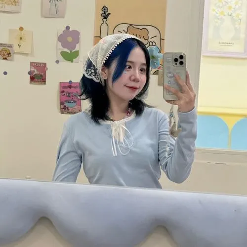 Hình avatar cute Mèo Simmy với chi tiết mắt to và nét vẽ mềm
