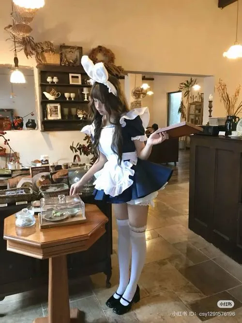anh cosplay hau gai sexy 11