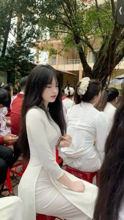 Vẻ đẹp gái xinh sinh năm 2008 mang nét hồn nhiên