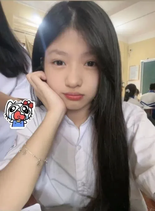 Nữ sinh K10 mang phong thái nhẹ nhàng đầy gần gũi