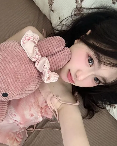 Ngọt ngào phủ hồng candy nổi bật trong veo dịu